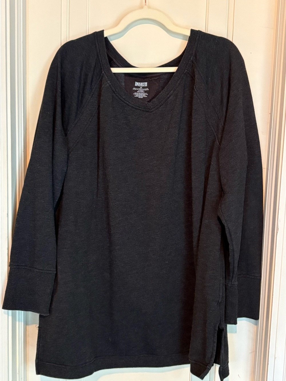 Duluth Trading Co Charcoal V‑Neck Pullover Sweatshirt
